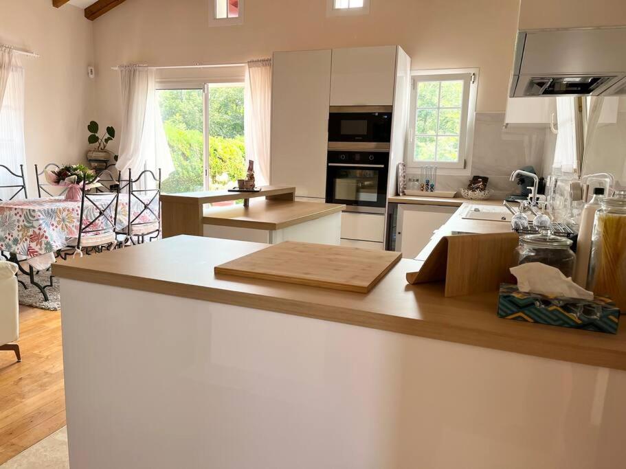 1Km Plage, Agreable Maison 6 Pers Classee 3* Hendaye Exteriör bild