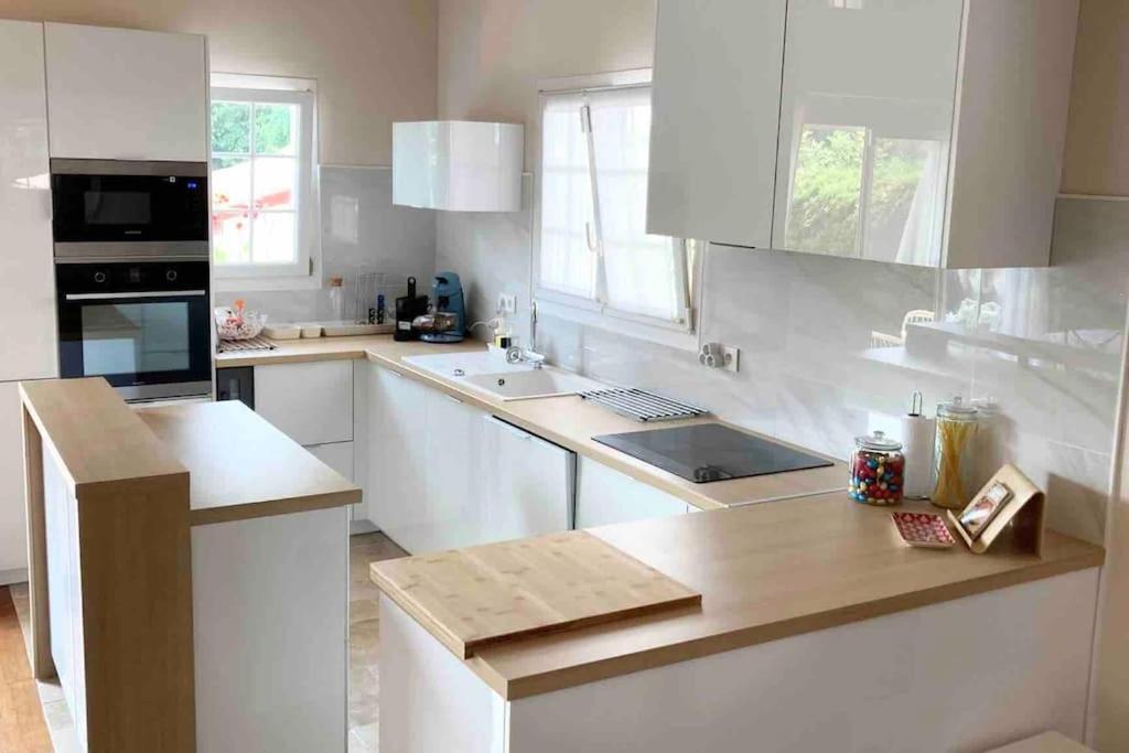 1Km Plage, Agreable Maison 6 Pers Classee 3* Hendaye Exteriör bild