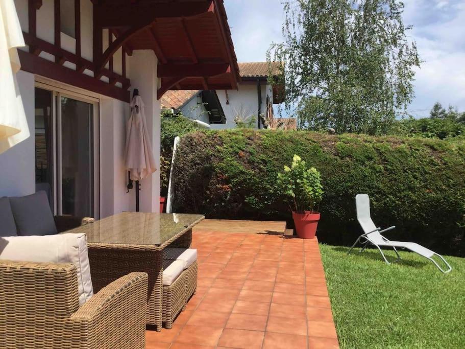 1Km Plage, Agreable Maison 6 Pers Classee 3* Hendaye Exteriör bild